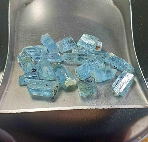22pc, 20,3ct lote de pedras preciosas vietnamitas aquamarine beryl com terminações de lápis. Ideal para embalagem