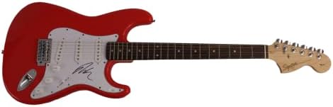 Nick Jonas assinou autógrafo em tamanho real carro Red Fender Stratocaster GUITAR