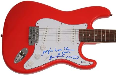 Patti Smith assinou autógrafo em tamanho real stratocaster de pára -quedas com pessoas com a inscrição