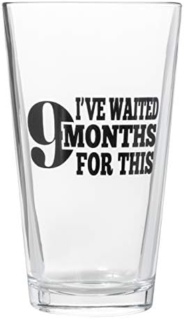 Esperei 9 meses por isso - NOVO PAI ENGRADO - CERENTE Pint Glass - Ótimo para qualquer novo pai