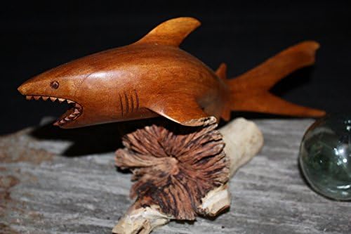 TikiMaster Great White Shark na base de madeira 12 - esculpida | jro03a